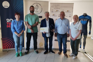 Un « Trophée du Sport Varois – catégorie Bénévolat » remis au Cadiéren Robert Beck